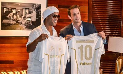 000391111M