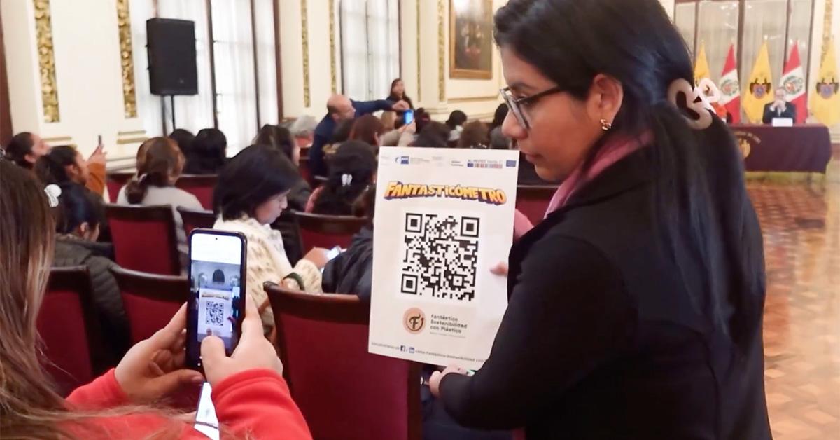 Capacitacion a emprendedores sobre plastico Fantastico 1