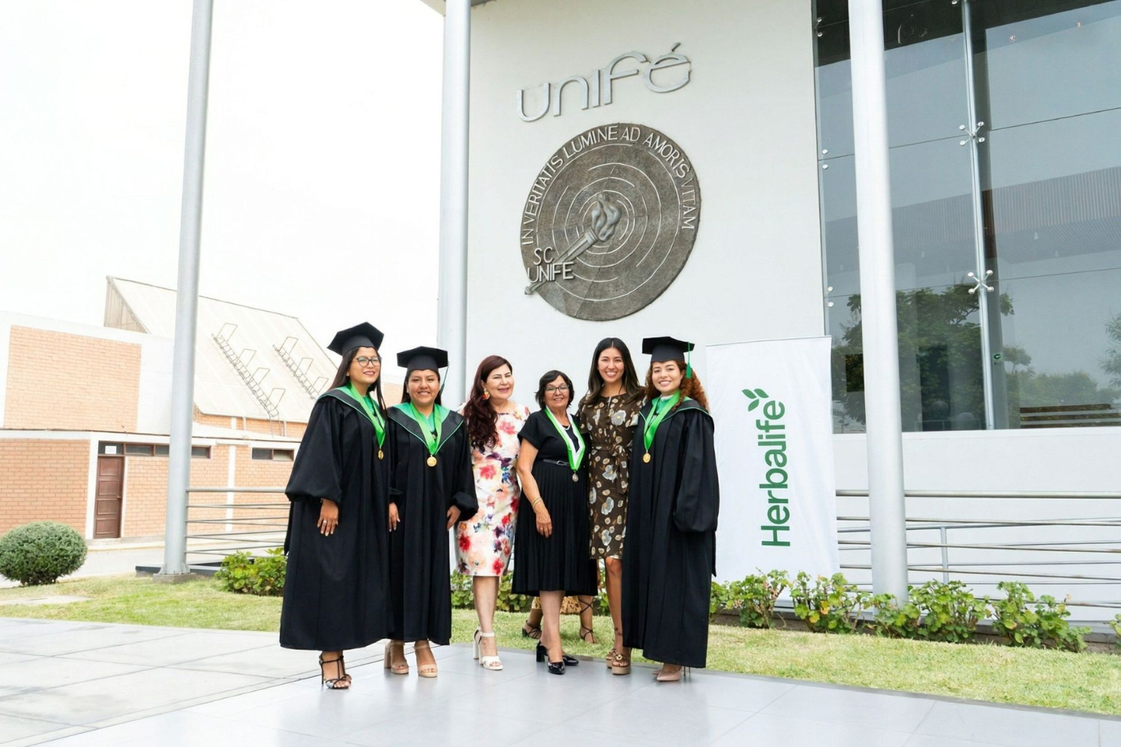 herbalife becas