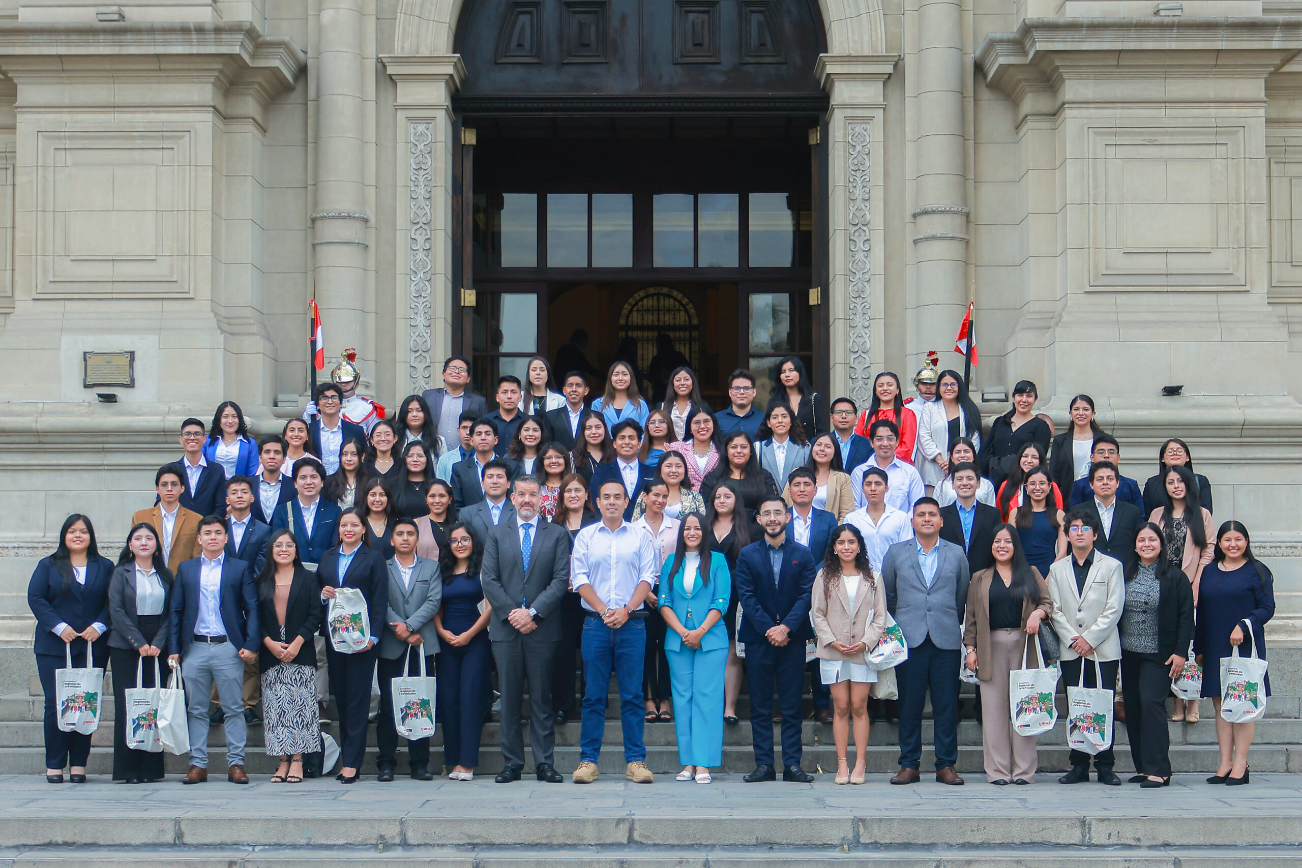 jovenes votacion scaled