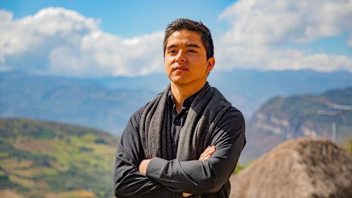 standard Becario Hector Diaz creador de Konlap
